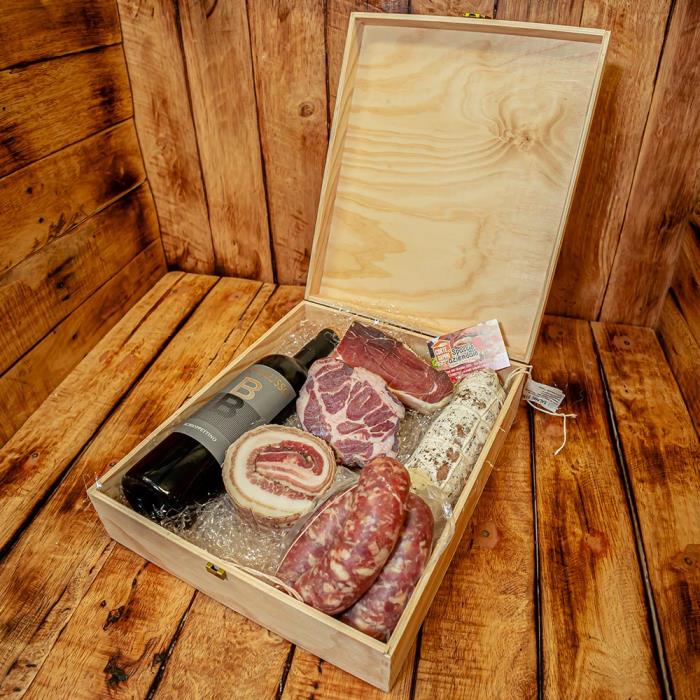 Cesto Natalizio Medio con Vino | 4,5 Kg