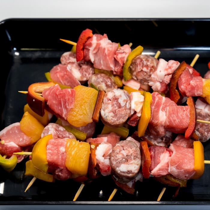 Spiedini di maiale con peperoni 500 gr